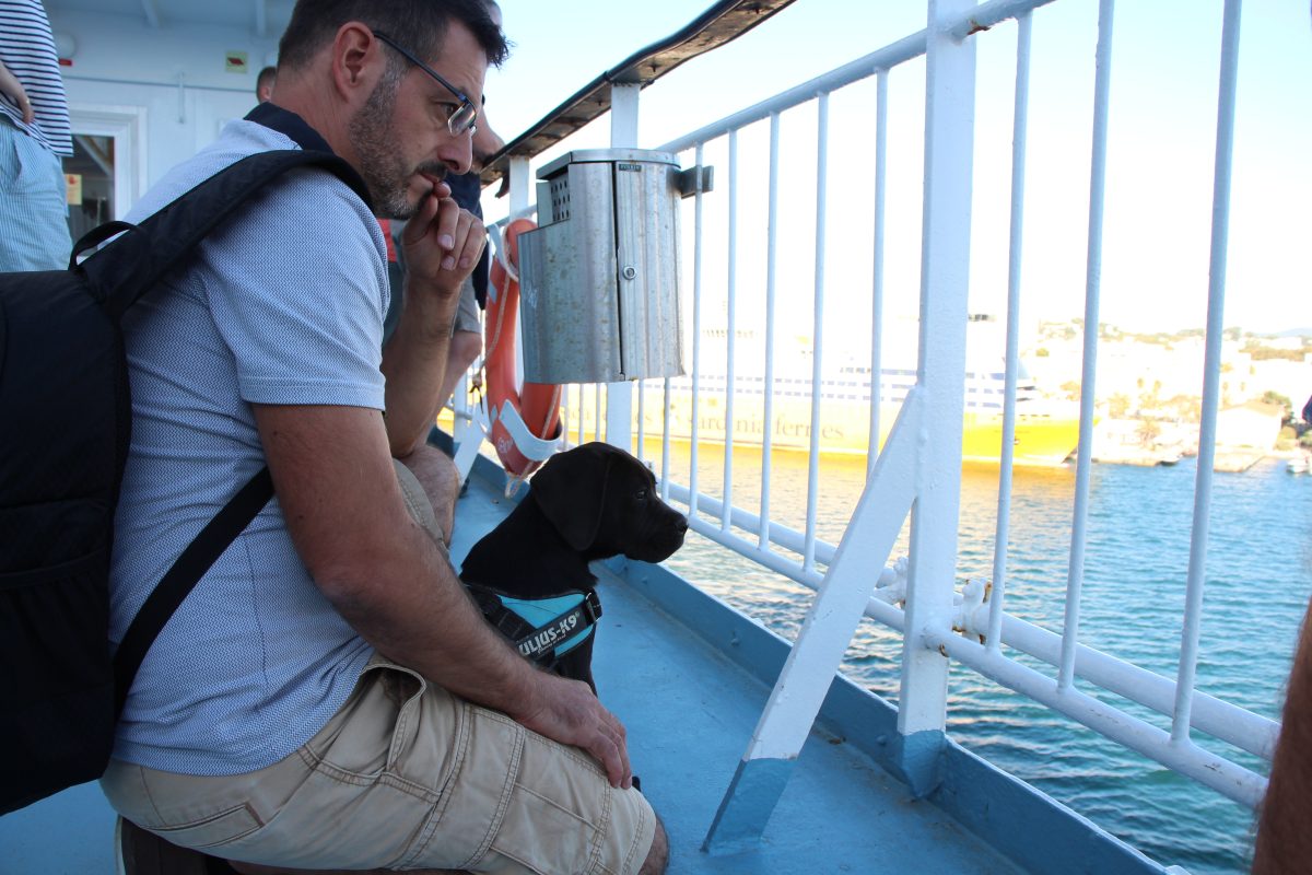 Capitaine Berto sur le pont du ferry vers la Corse